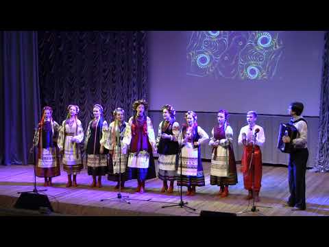 Видео: "Ой на горі цигани стояли", народний фольклорний ансамбль "Яворина", старша група.