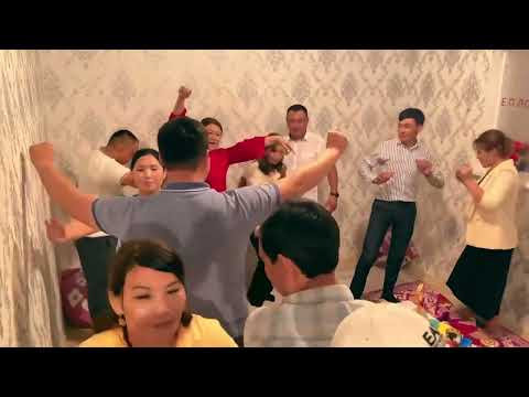 Видео: Бекарыстан би ауылы 2004 жылғы түлектерге 20 жыл. 2 бөлім