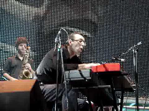 Видео: Земфира - Снегурочка; Январская вьюга