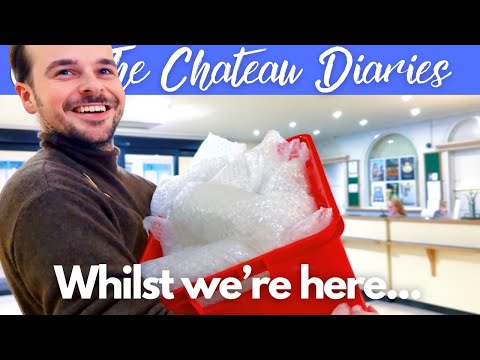 Видео: По пути домой в замок останавливаемся у огромного аукционного дома... 😅