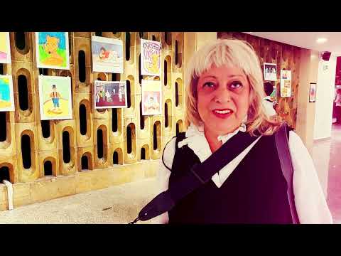 Видео: Ani Mincheva - Praznichno trakiisko horo | Ани Минчева - Празнично тракийско хоро