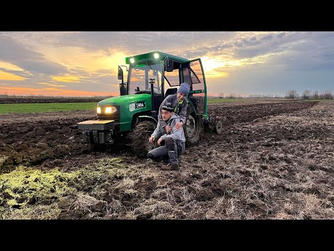 Видео: Оранка ДТЗ 5404 важкі глинисті землі/легкі піщані! Плуг 2/30