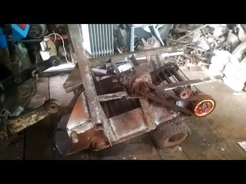 Видео: Самодельная картофелекопалка. Как сделать картофелекопалку.