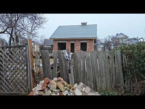 Видео: Дом с Мусорки. Сбор материала и Безрамное остекление.