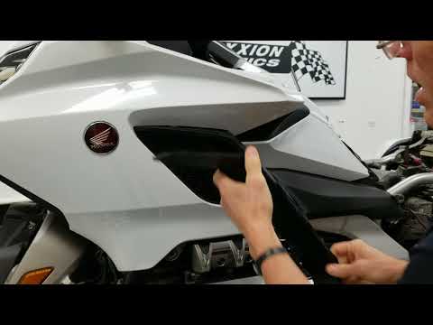 Видео: Советы и рекомендации по установке накладки радиатора — Honda Gold Wing 2018+
