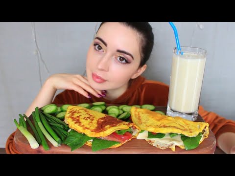 Видео: НЕУДАЧНОЕ 8 МАРТА С ПАПОЙ / ТВИКСА К ВИТЕРИНАРУ / БРИЗОЛИ asmr / Mukbang Ayka Emilly