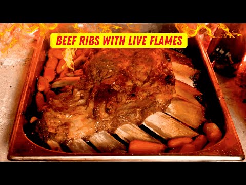 Видео: Эпизод 1-30 | Говяжьи рёбрышки, запечённые на огне | Готовим на огне