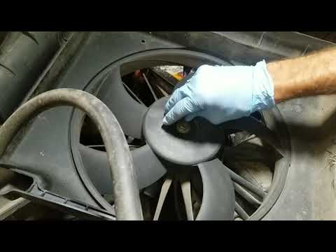 Видео: Замена электродвигателя вентилятора конденсатора кондиционера Dodge Ram