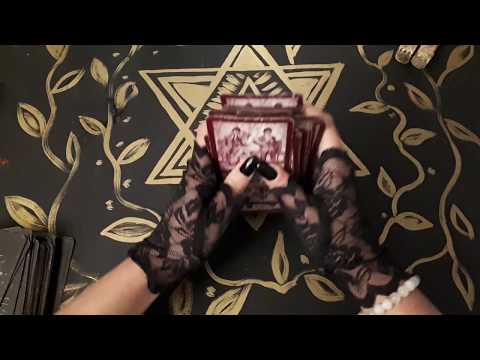 Видео: Гадание на Таро. ОСТАТЬСЯ ИЛИ УЙТИ ОТ НЕГО СЕЙЧАС?