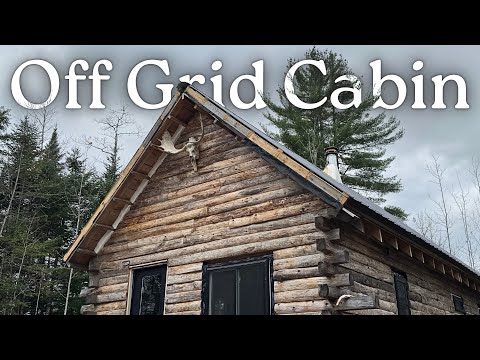 Видео: Подготовка бревенчатого дома без подключения к электросети к зиме в Северном Мэне | Часть 1