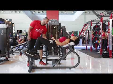 Видео: Упражнение Ягодичный мостик с Panatta Hip Thrust