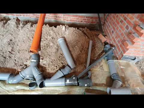Видео: ⚫►Безотказная канализация дома. Не засоряется и не воняет (детали системы наглядно)