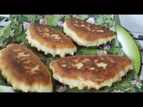 Видео: БЫСТРОЕ ТЕСТО НА КЕФИРЕ, ВКУСНЯШКИ К ЧАЮ!!! #рецепт #мука #творог#