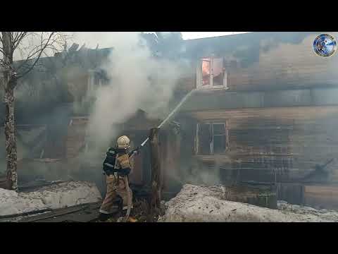 Видео: Пожар в жилом доме по ул. Баумана. Ранг 1-бис