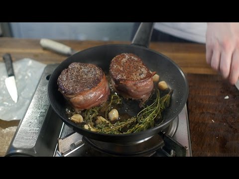 Видео: Славный Стейк. Филе миньон с гарниром.