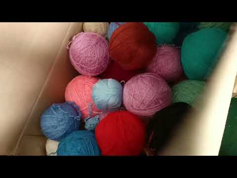 Видео: Уборка на веранде. 👍👍👍Обзор пряжи 🧶🧶 разной и много 😍😍😍😍