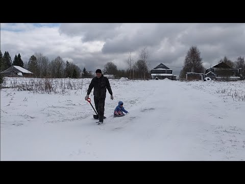 Видео: Апрельский снегопад. Субботник на участке#139