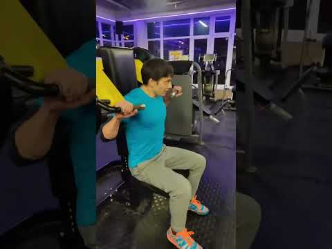 Видео: Тренировка в зале. Плечи, бицепс, трицепс