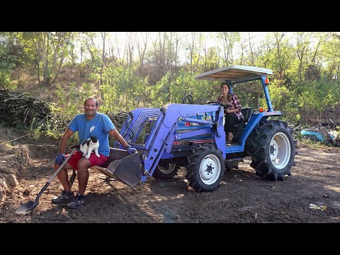 Видео: ТАЗИ СЕДМИЦА НА СЕЛО: Подготвяме терена за навеса! 🚜 + Мързелива лютеница 🌶️