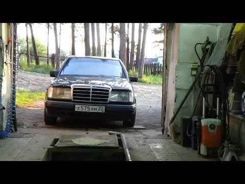 Видео: Установка двигателя М 102  2.3 на Мерседес 124 ,первый пуск !