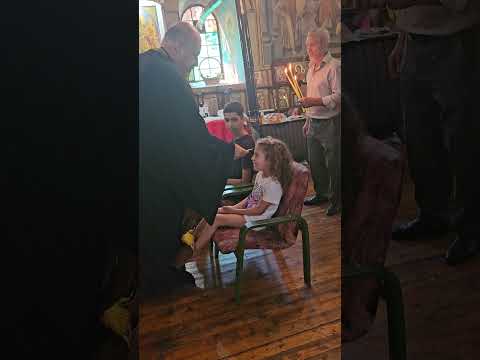 Видео: Свето кръщение на марио и мима