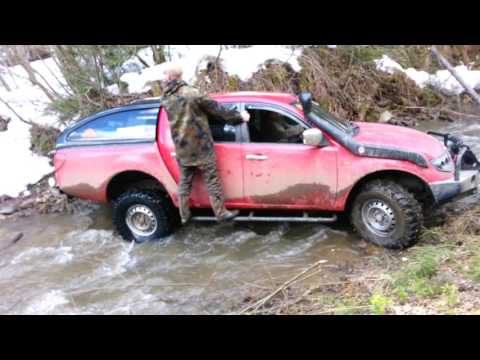 Видео: "Верх Черной реки" Оффроуд в Карпатах 4х4