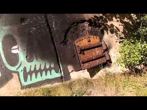 Видео: #34 Форт "Комета" в Усть-Двинске - Komētforts Daugavgrīvā