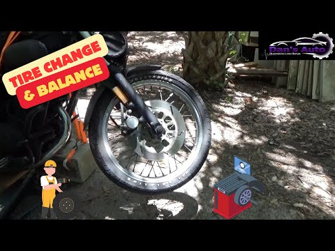 Видео: Замена шин и балансировка Yamaha Virago 535 1993 года