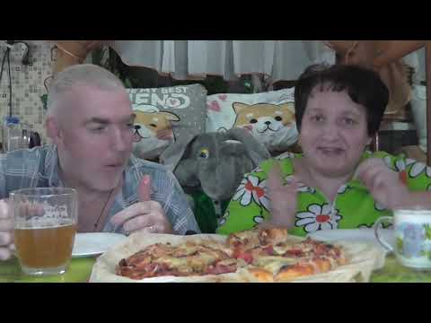 Видео: MUKBANG RUSSIA| не ASMR|PIZZA|Домашняя ПИЦЦА на жидком тесте|ПИВО и МОЛОКО