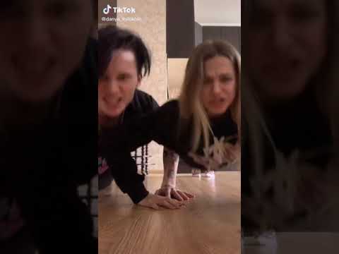 Видео: 😍Даня Милохин и Юля Гаврилина💞