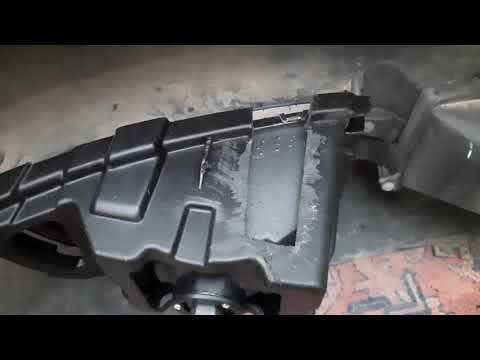 Видео: Установка полноразмерных ПТФ лансер 9.