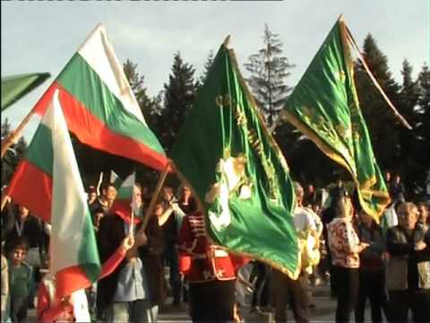 Видео: Панагюрище запя в един глас песента за Райна Княгиня