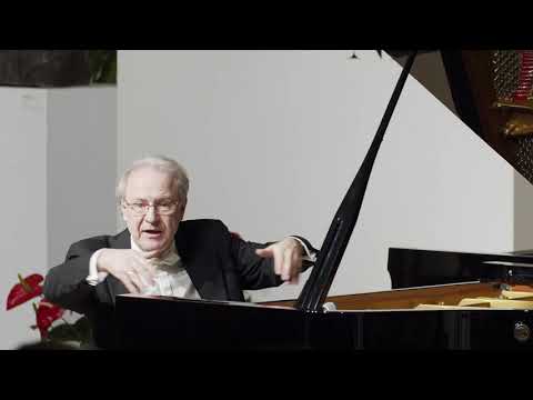 Видео: Дебюсси. Прелюдия «Дельфийские танцовщицы». Григорий Грузман в Галерее Нико