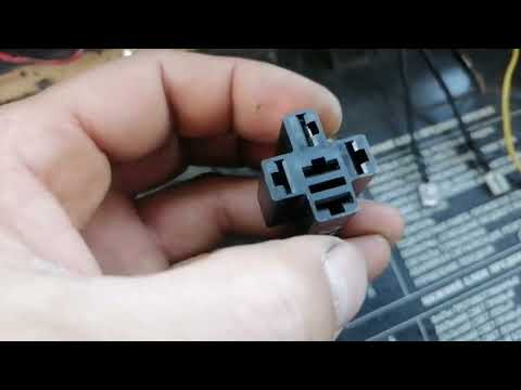 Видео: КамАЗ. Водовоз. Делаю глушилку от ключа. Ставлю сигнал.