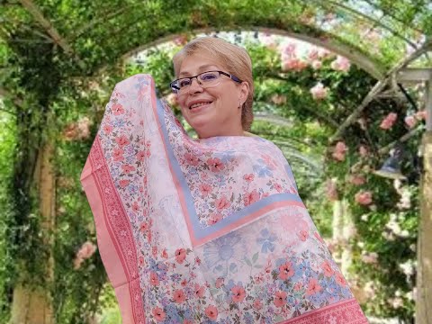 Видео: Хлопок батист🌈🌈🌈Павловопосадские платки в Минске . Алёна