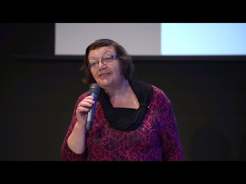 Видео: Я — из НГУ! Жанна Резникова. Сколько умных нужно популяции...