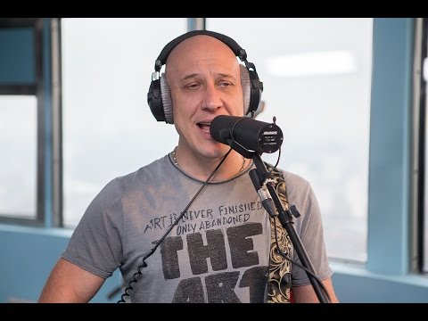 Видео: Денис Майданов - Территория Cердца (LIVE @ Авторадио)