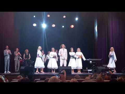 Видео: Александр Бардин и ансамбль Воскресение - Где живёт моя душа