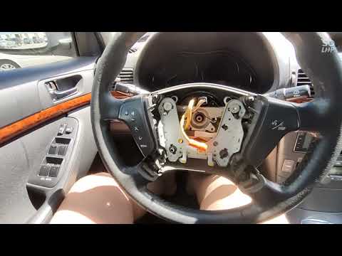 Видео: Как снять руль с Toyota avensis