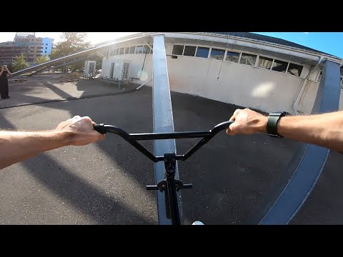 Видео: МОСКОВСКИЙ СТРИТ ГЛАЗАМИ БМХЕРА | MSK BMX STREET