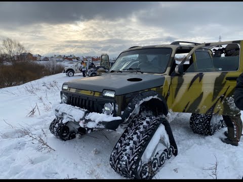 Видео: Рязанские Нивы рубятся в снегу