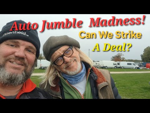 Видео: Newark Auto Jumble Madness Можем ли мы продать Генри Коулу мотоцикл?