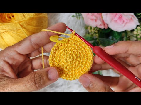 Видео: БРЕЛОК ВЯЗАННЫЙ КРЮЧКОМ, КОТОРОГО НЕТ В ВАШЕМ КАТАЛОГЕ ⚠️ бесшовный ⚠️ (субтитры)