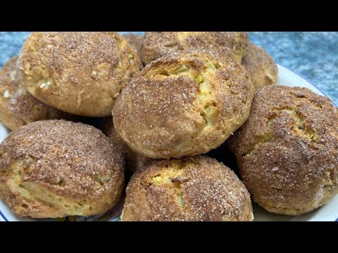 Видео: Мягкие булочки с творогом и яблоком — проще простого, а вкус невероятный!