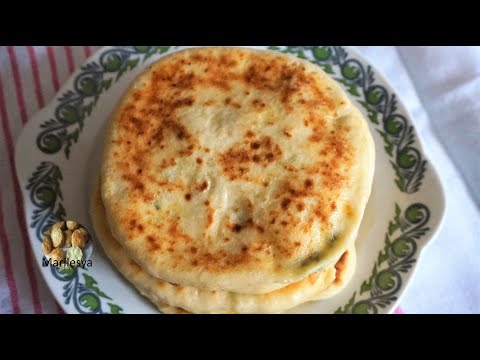 Видео: Кефирные лепёшки с сыром и зеленью на сковороде, без дрожжей. ВКУСНОТА! Flatbread