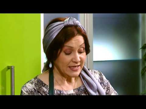 Видео: Актриса Миляуша НАЗМИЕВА готовит Салат московских татар. Телепроект "Секреты татарской кухни".