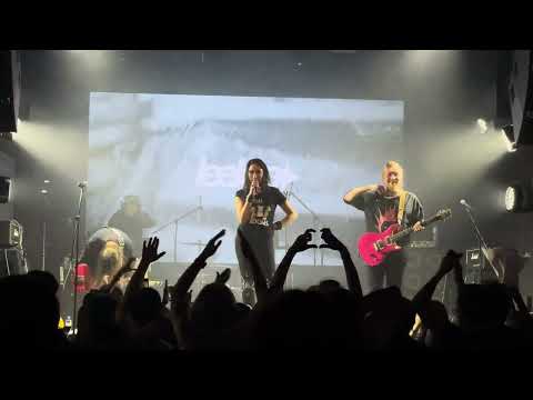 Видео: Лилу - Слышишь (Live @ Pravda, Мск, 30.04.2025)