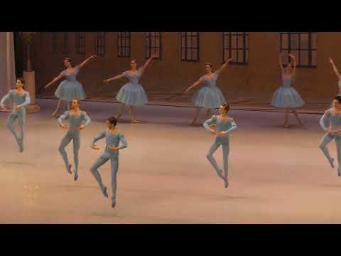 Видео: 23.06.22  АРБ в Кремлевском дворце. 1) "Классическая симфония". Солисты: Я.Куприна. Г.Асадченко.