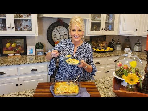 Видео: Простая сырная запеканка из курицы и брокколи