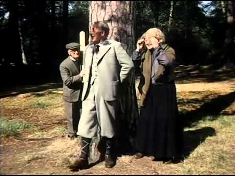 Видео: Шоу Бенни Хилла. Лучшее. The Benny Hill Show. Best 1974